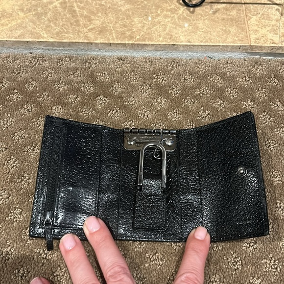 Gucci Black leather and Cloth Tri Fold Snap Key Holder. Description In Photos. - Picture 5 of 11